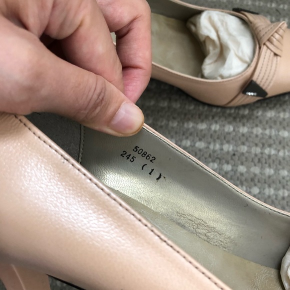 Vintage new creamy pink genuine leather high heels - Picture 3 of 5